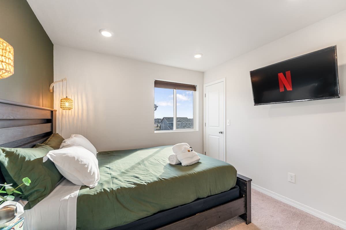 Summit Cinema — Bedroom