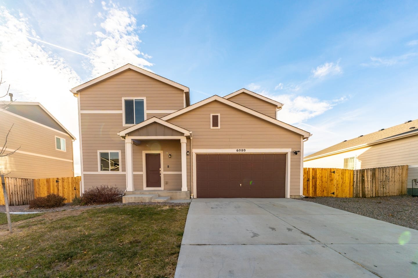 Summit Cinema — Full House